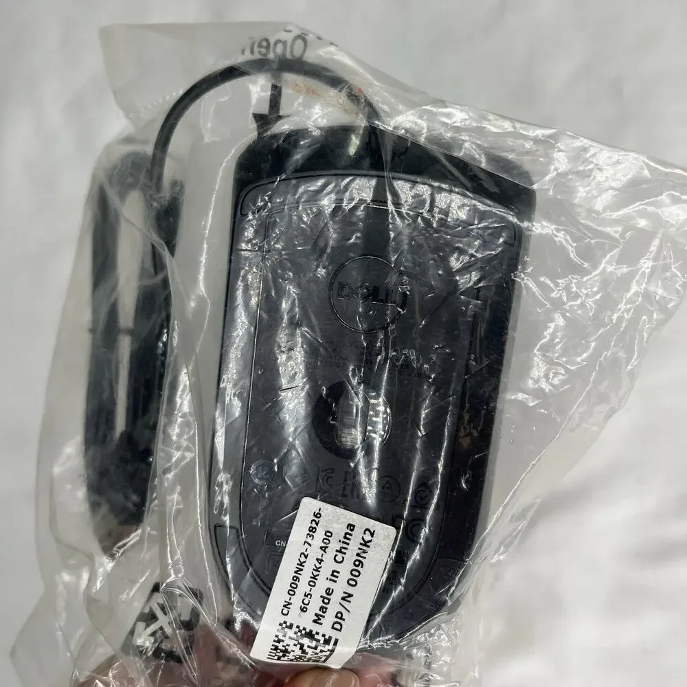 Dell Optical wired Usb Cable Mouse Model MS116P New DP/N 009NK2